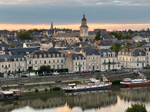 Coursier Angers